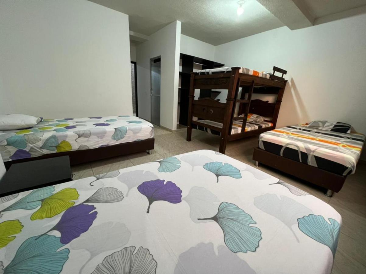 Hotel Marialu Ocana Екстер'єр фото