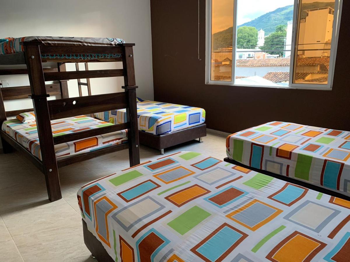 Hotel Marialu Ocana Екстер'єр фото