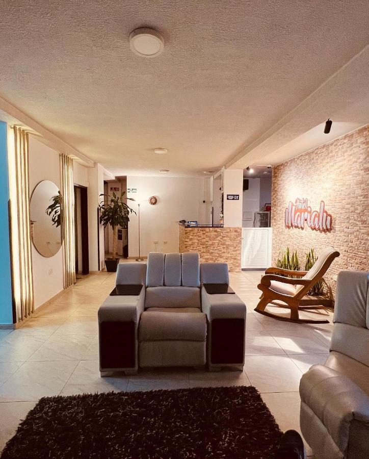Hotel Marialu Ocana Екстер'єр фото