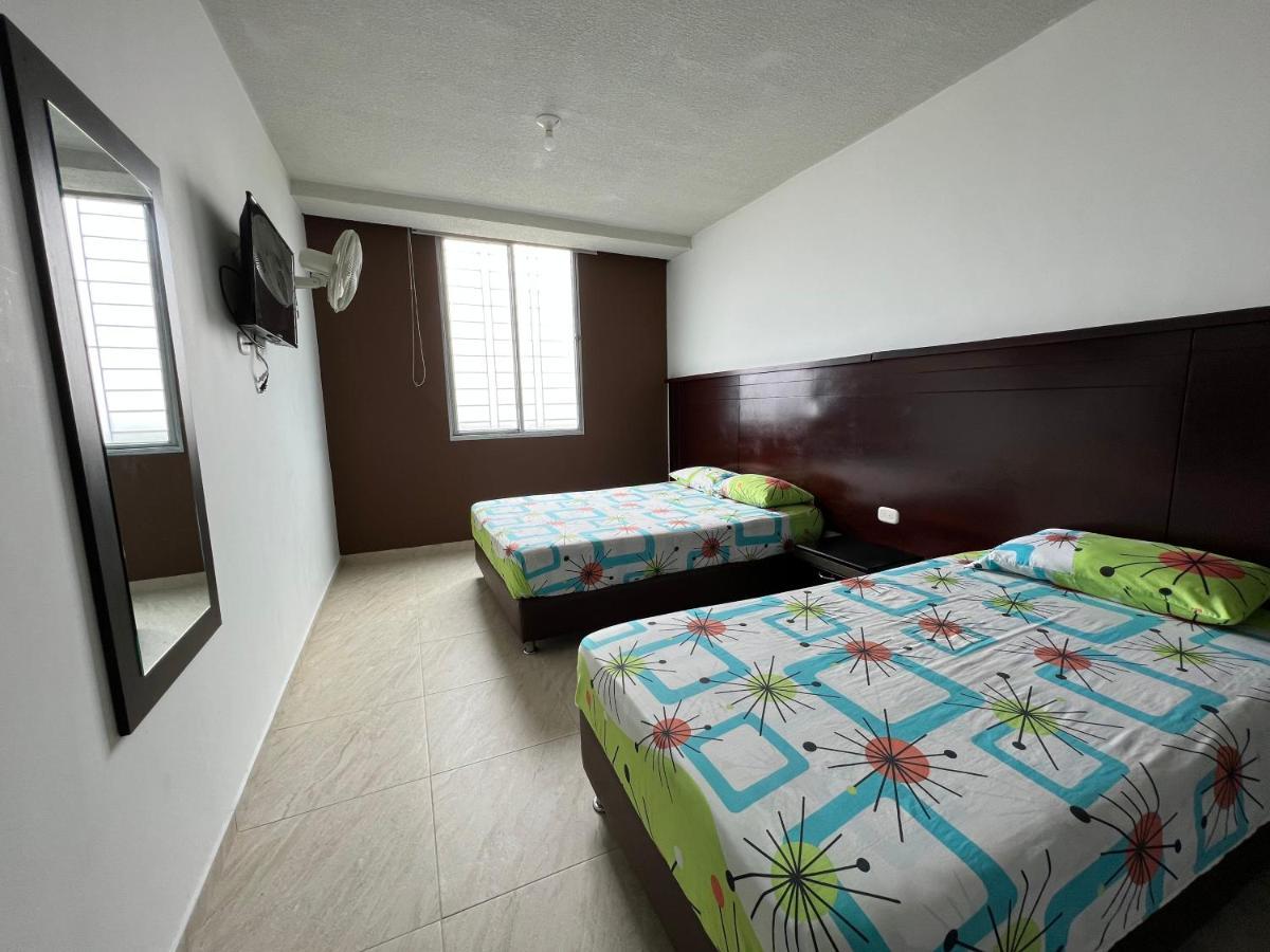 Hotel Marialu Ocana Екстер'єр фото